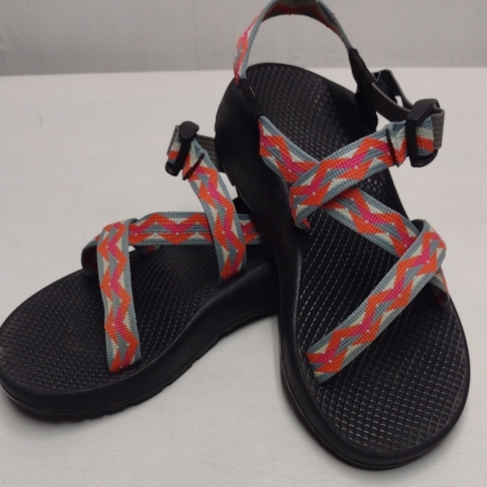 Chaco Women's Sandals - Black with Multicolor Straps Size 8 Beach, vacation, sho